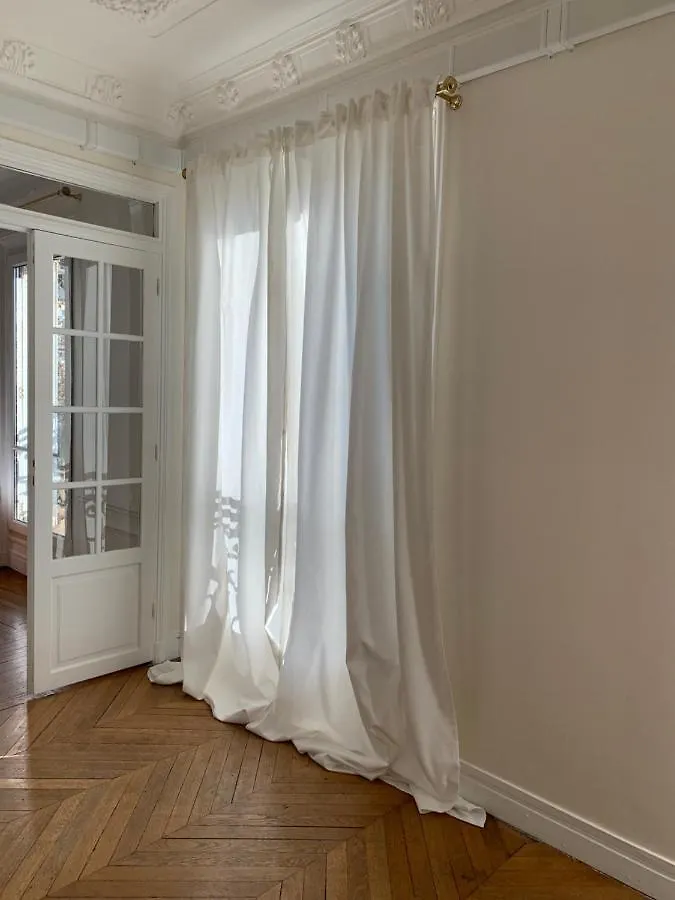 Bed & Breakfast Eiffel Tower View Rose, Apartment #2 Paris